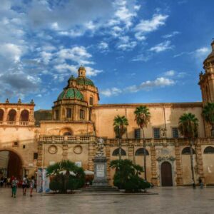 "mazara dele vallo piazza cattedrale santissimo salvatore"