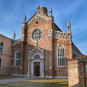 "chiesa madonna dell orto facciata esterna"
