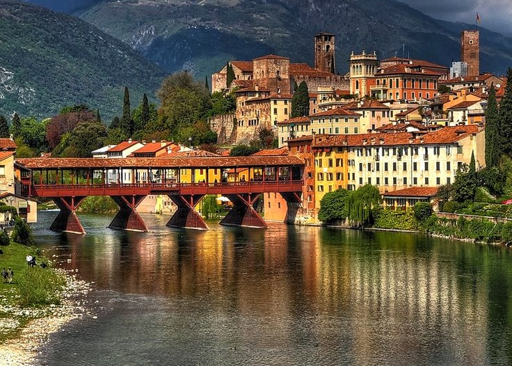 "bassano il suo ponte e il fiume"
